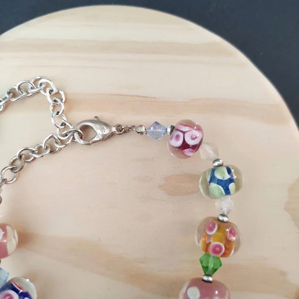 Arty glass and crystal bead bracelet - Picture 9 of 14